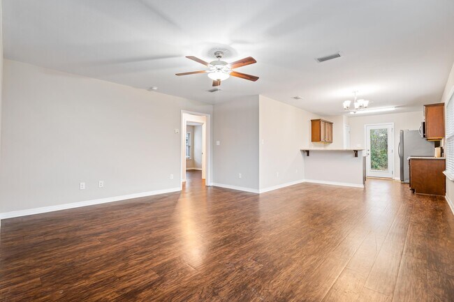 Foto del edificio - 3836 Chesterfield Ln