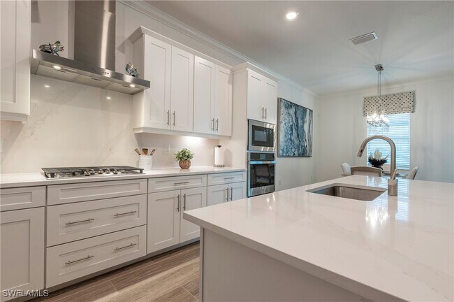 Foto del edificio - 13528 Blue Bay Cir