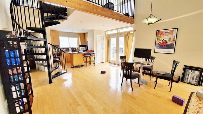 Foto del edificio - 2302 Robinhood St