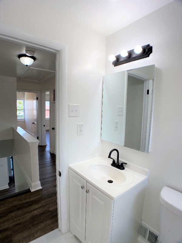 Photo - 2038 Kelmore Rd (Dundalk, MD)