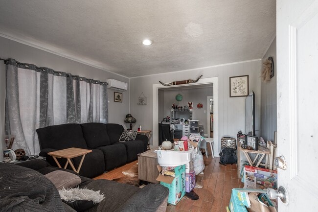 Foto del edificio - 201 S Cleveland St