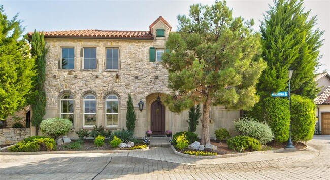 Building Photo - 6921 Mediterranean Dr