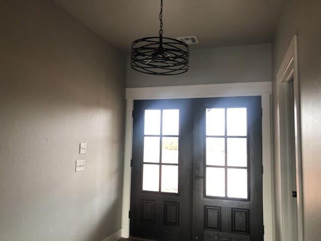 Foto del edificio - 2725 Stinnett Ln