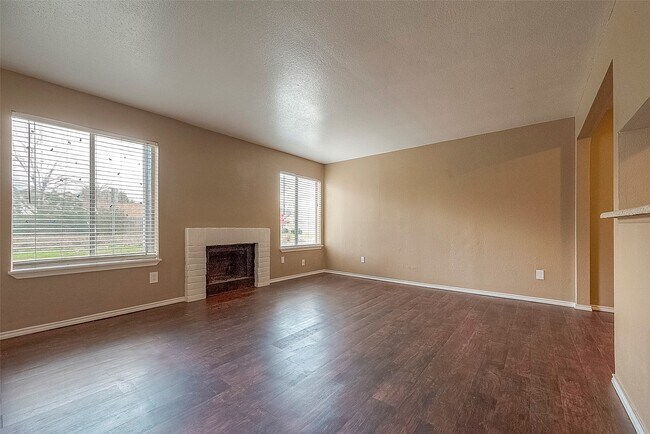 Foto del edificio - 12655 Ashford Meadow Dr