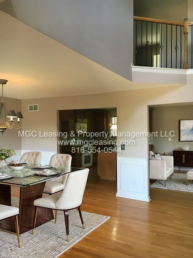 Building Photo - Stop scrolling—your dream home in Lee’s Summit is officially here!