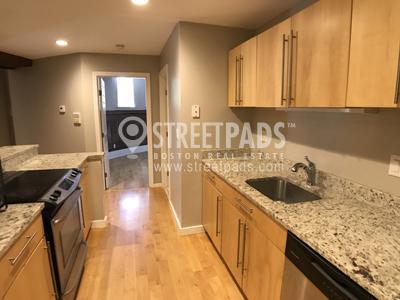 Foto del edificio - 2 bedroom in Somerville MA 02143