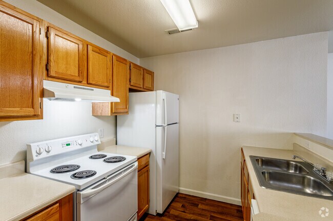 1HAB, 1BA - The Alpine - Marston Pointe Apartments