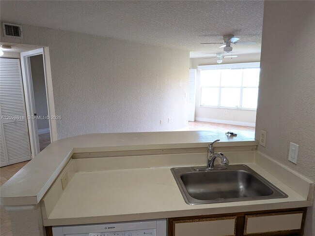 Foto del edificio - 731 Vista Isles Dr