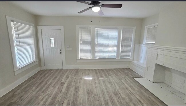 Building Photo - 2805 S Jennings St