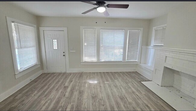 Foto del edificio - 2805 S Jennings St