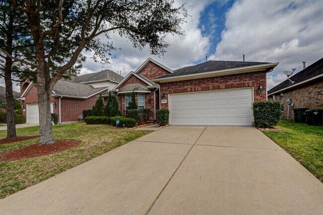 Foto del edificio - 19910 Kendall Lake Dr