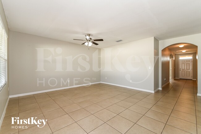 Building Photo - 629 SW 25th Terrace