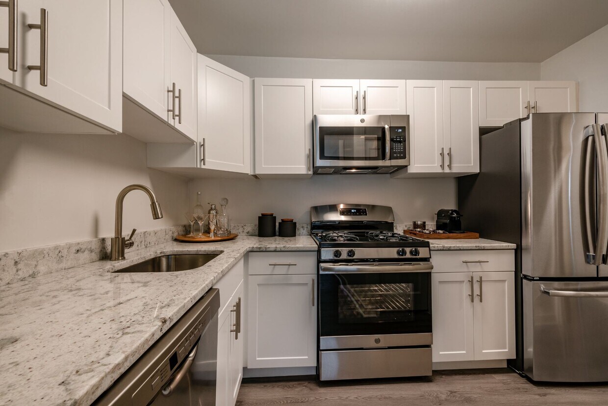 RiverHouse Apartments in Arlington, VA