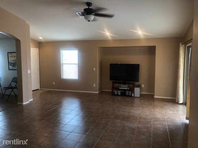 Building Photo - 35555 N Belgian Blue Ct
