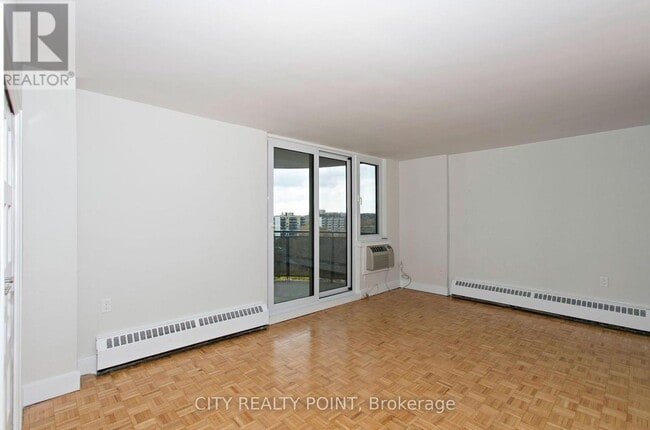 Photo du bâtiment - 485-1485 Huron St