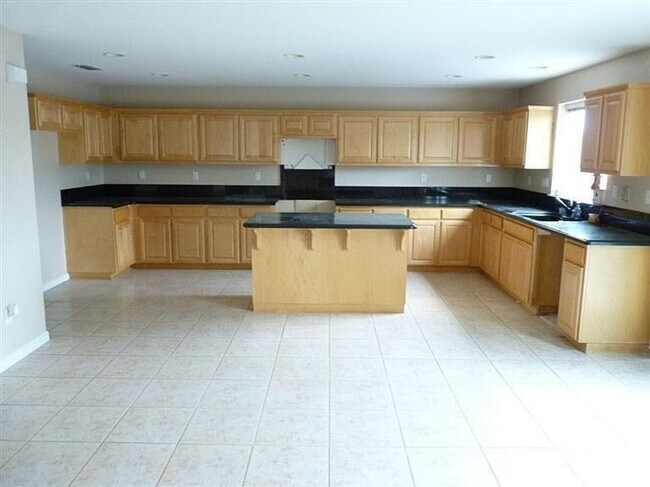 Foto del edificio - 235 Brushwood Pl
