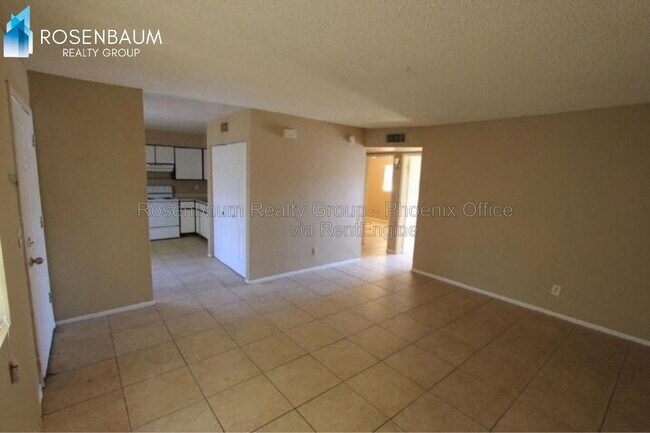 Foto del edificio - 452 E 9th Ave
