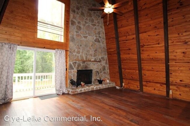 Building Photo - 4 br, 3 bath House - 10810 Carmichael Road