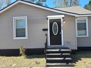 Building Photo - 2145 N 38th St