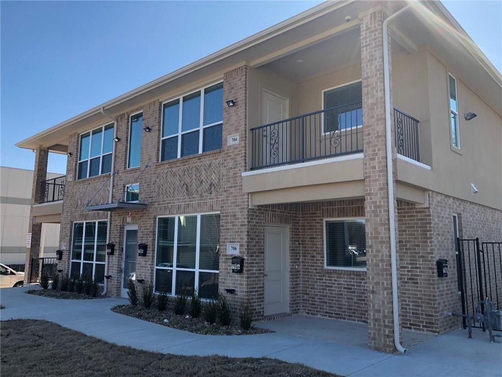 706 Redbird Dr, Irving, TX 75061 Room for Rent in Irving, TX