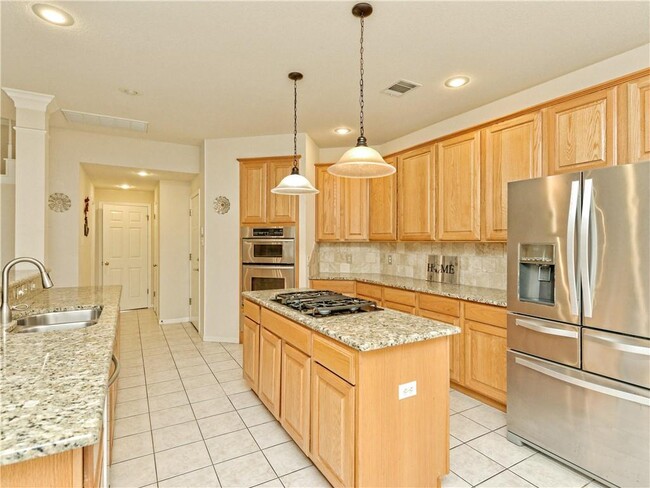 Building Photo - 9804 Indigo Brush Dr