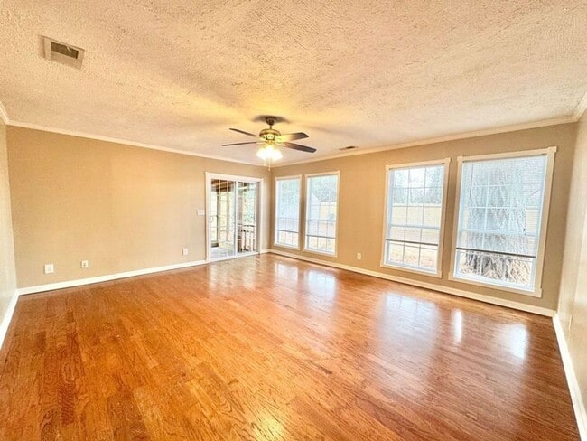Building Photo - Charming 3 bedroom, 2 bathroom home located in the sought-after Battery Point on Whitemarsh Islan...