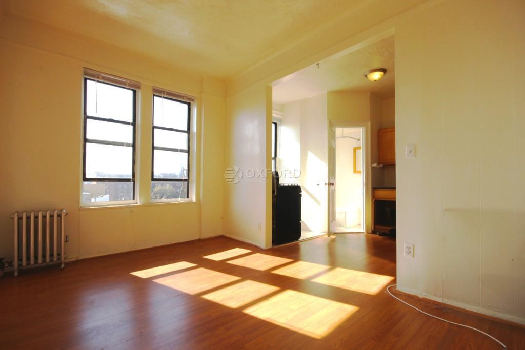 Foto principal - 87 Graham Ave