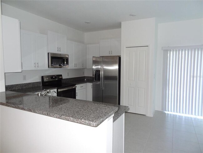 Building Photo - 5220 Forum Blvd