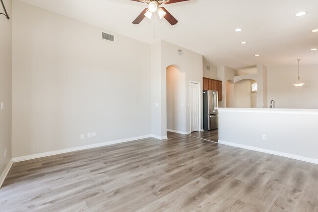 Foto del edificio - 5234 Clover Mist Dr