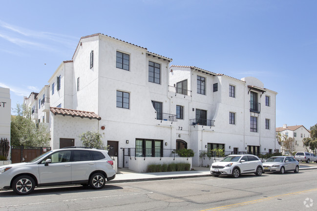 Foto del edificio - Santa Clara Court Apartments of Ventura