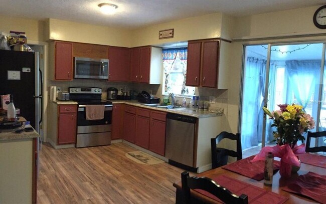 Foto del edificio - 3680 Whiting Dr SE