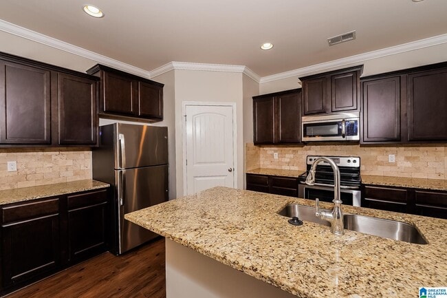 Building Photo - 5009 Bella Ct