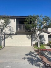 Building Photo - 2157 E Badillo St