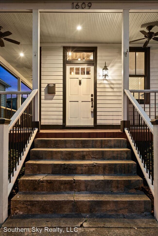 Foto del edificio - 2 br, 2 bath House - 1609 5th Ave N.