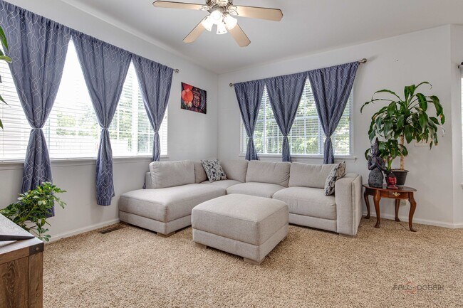 Foto del edificio - 1252 Townes Cir