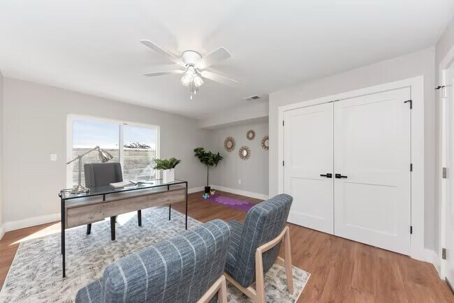 Building Photo - 4492 Butterfield Pl