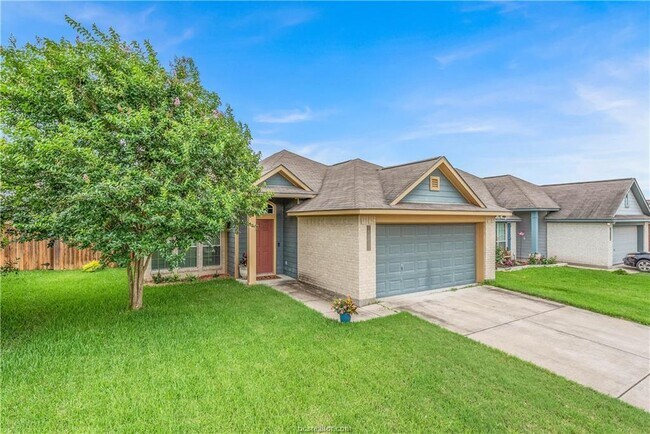 Foto del edificio - 15111 Pidmont Ln