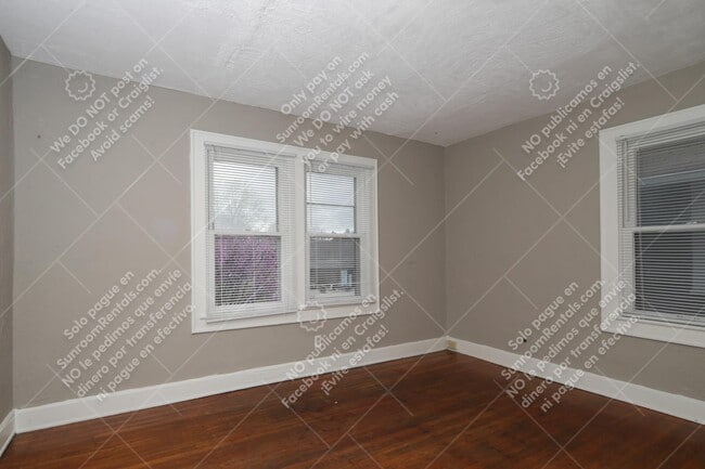 Building Photo - 4839 N College Ave