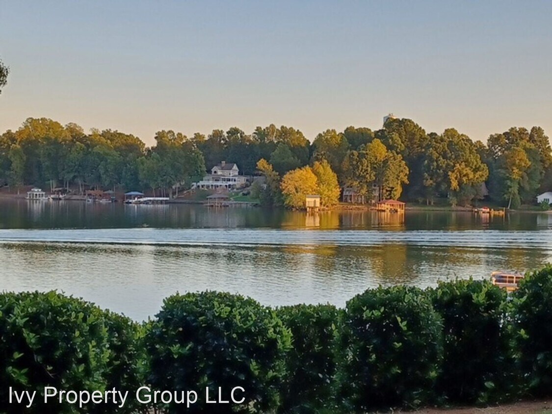 Primary Photo - 3 br, 2 bath House - 637 Williamson Rd Uni...