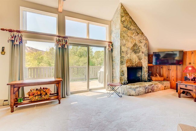 Building Photo - F6 Cobble Ridge Rd