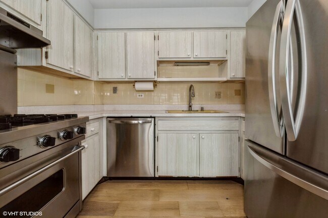 Foto del edificio - 1285 Washington St
