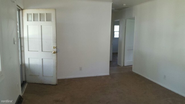 Building Photo - 430 Ainsworth Cir