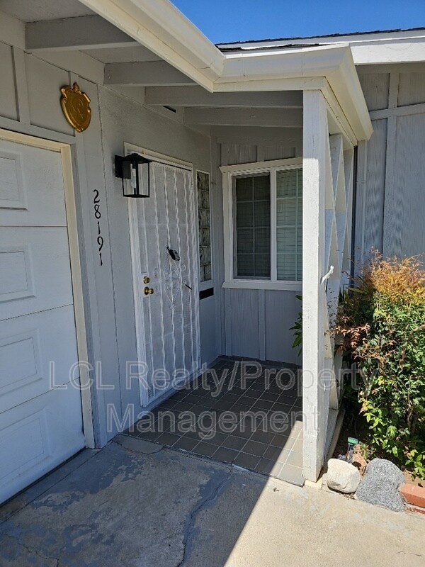 Foto del edificio - 28191 Winged Foot Dr