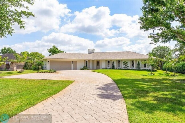 Foto del edificio - 6148 NW 74th Terrace