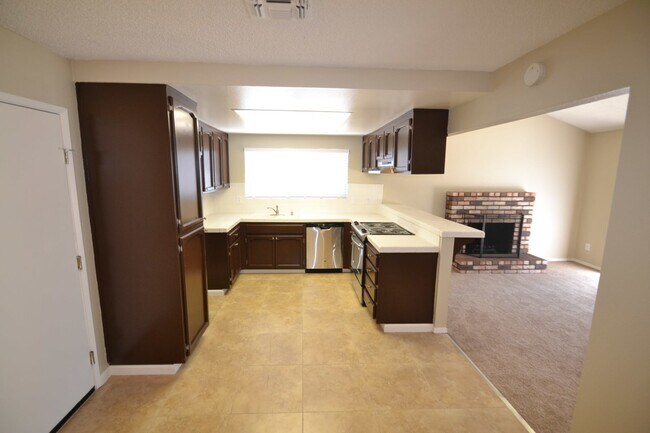 Foto del edificio - 1330 Lamborghini Ct