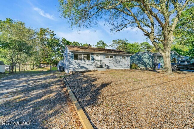 Foto del edificio - 67 Burnt Tavern Rd