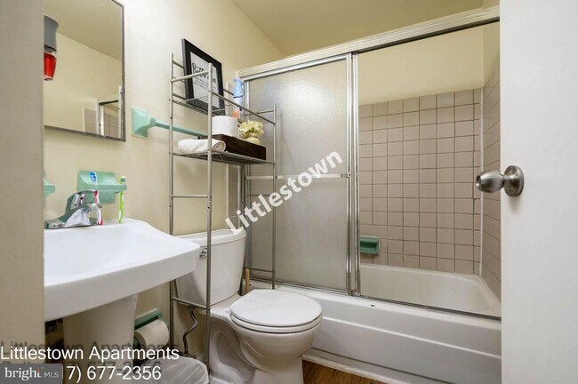 Foto del edificio - 117 Roberta Jean Ave