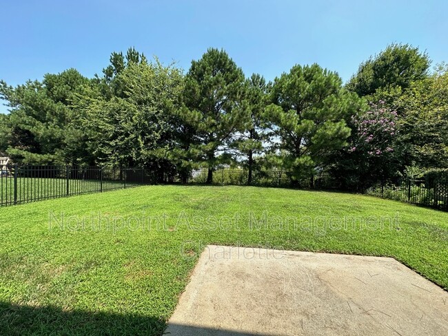 Building Photo - 6728 Evanton Loch Rd