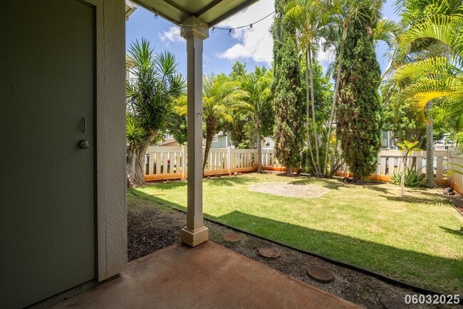 Foto del edificio - (2 bd / 2 ba / 2 parking Condo in Waikele)