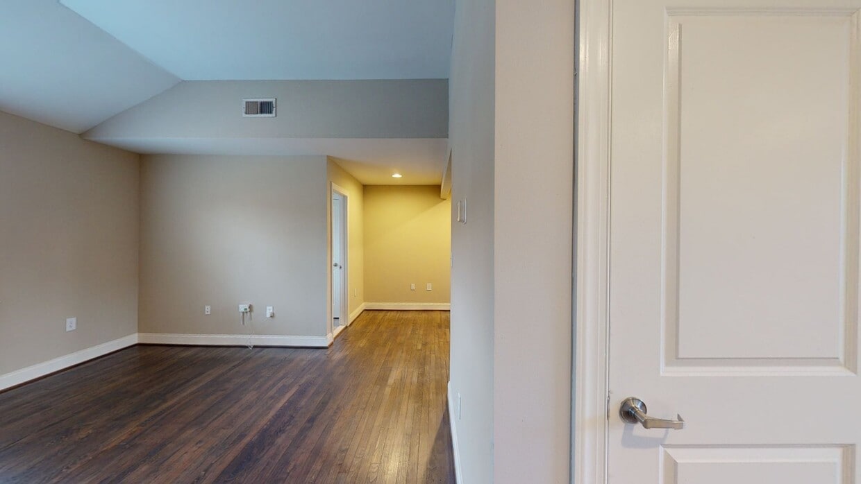 Photo - Rodgers Forge Apartments